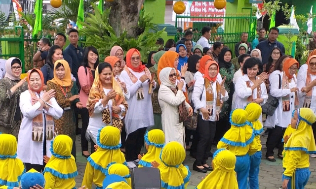 KRPL Kementan Mendapat Perhatian Ibu Iriana Joko Widodo