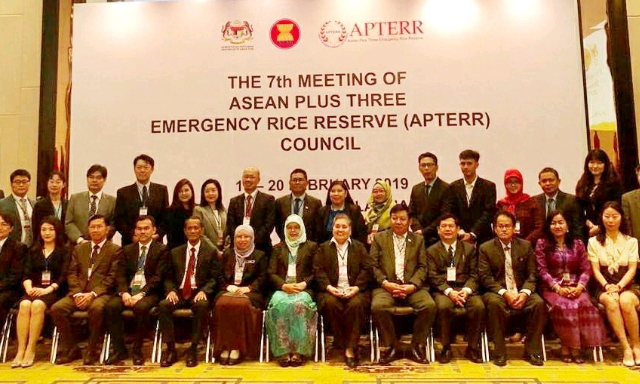 Kepala Badan Ketahanan Pangan Usulkan Evaluasi Dampak Bantuan Beras Pada Council Meeting APTERR Ke-7 di Malaysia