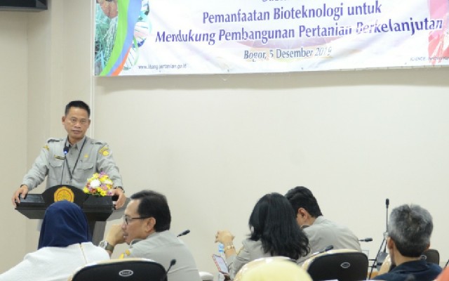 Foto: Kepala Balitbangtan Fadjry Djufry dalam Sosialisasi Pemanfaatan Bioteknologi di Kantor BB Biogen, Bogor.