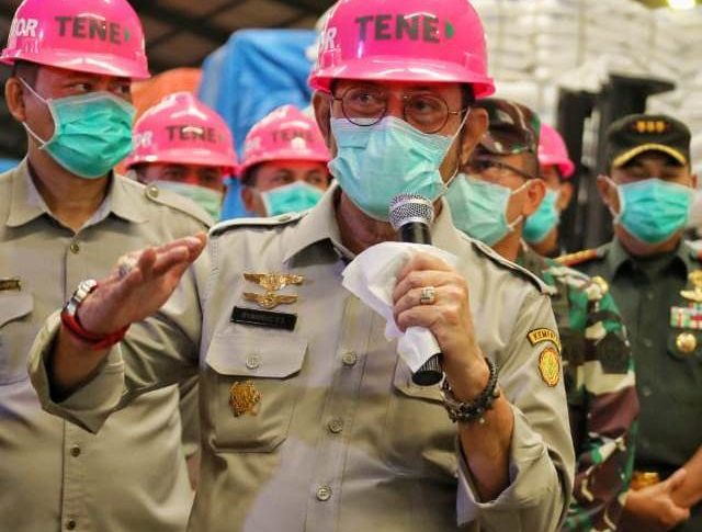 Foto : Menteri Pertanian Syahrul Yasin Limpo Saat Memantau Produksi Gula di PT Permata Dunia Sukses Utama (PDSU) Cilegon
