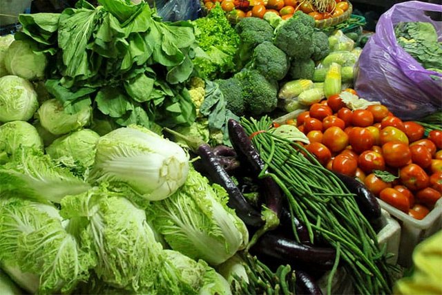 Bantu Petani Di Tengah Pandemi, PSEKP Borong 300 Paket Sayuran