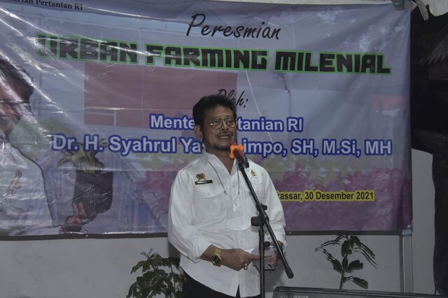 Mentan SYL Resmikan Urban Farming Milenial Mentan SYL Resmikan Urban Farming Milenial