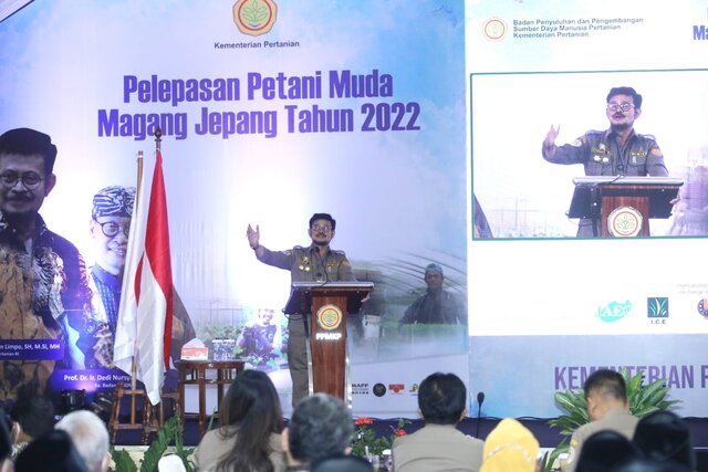 Genjot Regenerasi Petani, Kementan Lepas Puluhan Petani Muda Magang ke Jepang