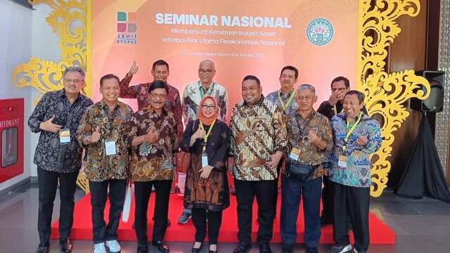 Simplikasi Persyaratan, APKASINDO Apresiasi Gebrakan Kementan Percepat PSR