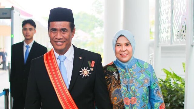 Mentan Amran Terima Anugerah Bintang Mahaputra Adipurna dari Presiden Prabowo