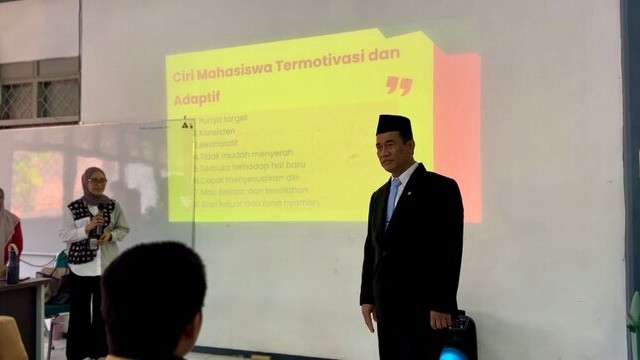 Nostalgia di Unhas, Mentan: Mahasiswa Harus Bermimpi Besar