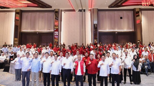 Rektor Unhas : Mentan Amran Adalah Lulusan Membanggakan di Kancah Nasional dan Internasional