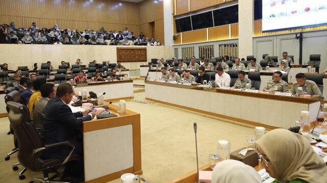 Mentan Amran Banjir Apresiasi dari Komisi IV DPR RI