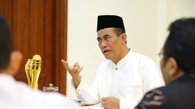 Mentan Amran Ajak Alumni Universitas Andalas Padang Kolaborasi Majukan Hilirisasi Mentan Amran Ajak Alumni Universitas Andalas Padang Kolaborasi Majukan Hilirisasi