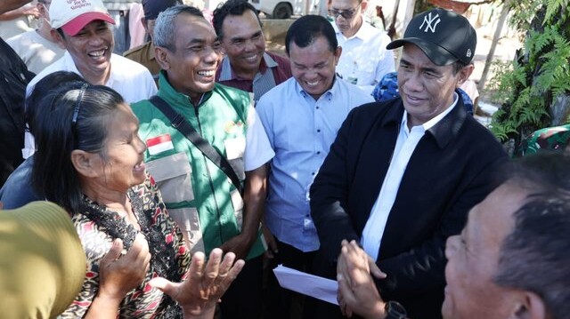Mentan: 40.000 Sawah Terdampak akan Dapatkan Bantuan Kementan, Termasuk Alsintan di Sumut Mentan: 40.000 Sawah Terdampak akan Dapatkan Bantuan Kementan, Termasuk Alsintan di Sumut