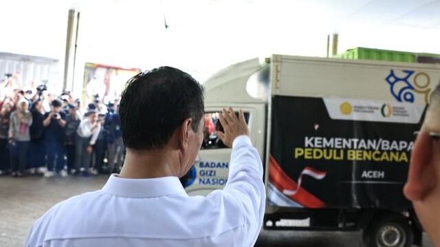 Mentan Amran Kembali Lepas 153 Truk Bantuan Banjir Sumatra Mentan Amran Kembali Lepas 153 Truk Bantuan Banjir Sumatra