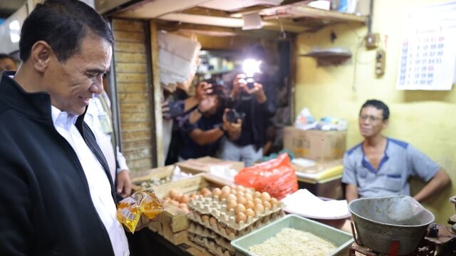 Mentan Amran Pastikan Stok dan Harga Pangan Aman Saat Natal dan Tahun Baru