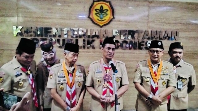 Mentan Tantang Pramuka Indonesia Ikut Wujudkan Kedaulatan Pangan Mentan Tantang Pramuka Indonesia Ikut Wujudkan Kedaulatan Pangan