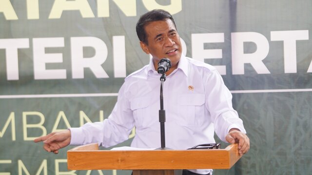 Mentan Amran Pamer Kesiapan Swasembada Bawang Putih di Hadapan Petani NTB, Target Hentikan Impor Maksimal 5 Tahun