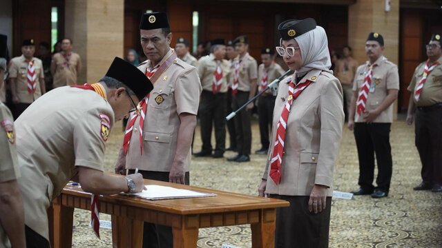 Mentan Amran Gandeng Pramuka untuk Dorong Regenerasi Petani dan Penguatan Ketahanan Pangan Mentan Amran Gandeng Pramuka untuk Dorong Regenerasi Petani dan Penguatan Ketahanan Pangan