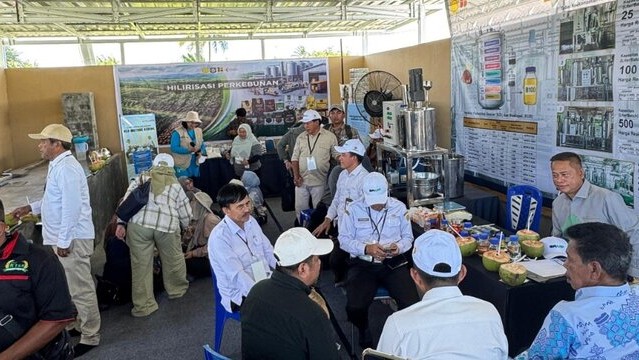 Warehouse Hilirisasi Perkebunan Diserbu Pengunjung PENAS XVII, Penasaran Bioreaktor CPO Jadi B100 Warehouse Hilirisasi Perkebunan Diserbu Pengunjung PENAS XVII, Penasaran Bioreaktor CPO Jadi B100