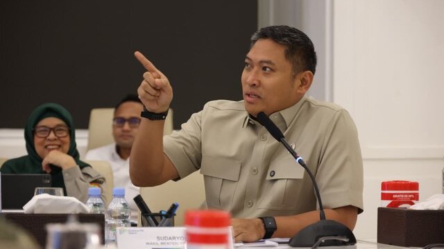 Sudaryono Soal Insiden Diskusi di UGM: Pantang Kabur, Kami Datang untuk Berdialog Sudaryono Soal Insiden Diskusi di UGM: Pantang Kabur, Kami Datang untuk Berdialog