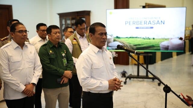 Beras Subsidi untuk Rakyat Diselewengkan, Mentan Amran Bongkar Modusnya Beras Subsidi untuk Rakyat Diselewengkan, Mentan Amran Bongkar Modusnya