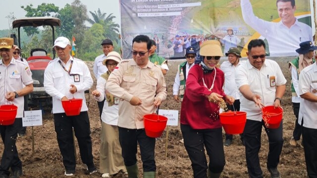 Percepat Tanam CSR Banyuasin, Kementan Perkuat Pengairan dan Brigade Pangan Percepat Tanam CSR Banyuasin, Kementan Perkuat Pengairan dan Brigade Pangan